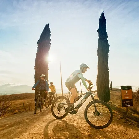 Farm stay Podere Val D'orcia - Tuscany Equestrian