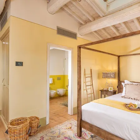 Podere Val D'orcia - Tuscany Equestrian Farm stay